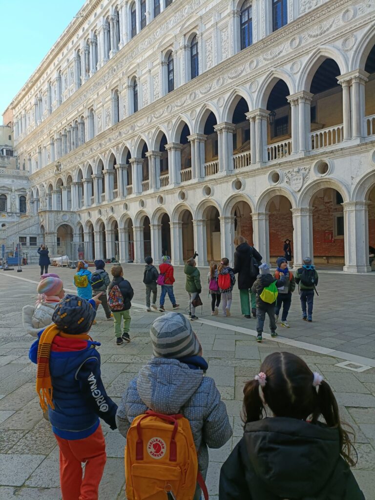 WanderWoman Venice – Licensed tour guide – Nature and interpretive guide